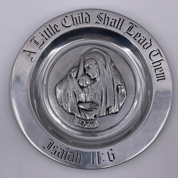 Vintage Wilton Armetale Pewter Plate 1977 A Child Shall Lead Them Isaiah 11:6 - Picture 13 of 13